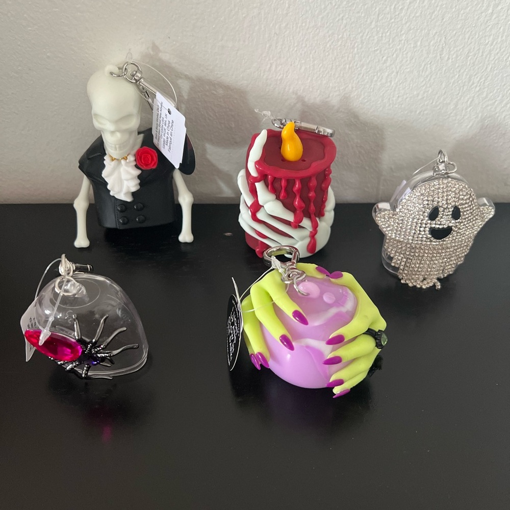 Sanitizer Holders Done of them light up.